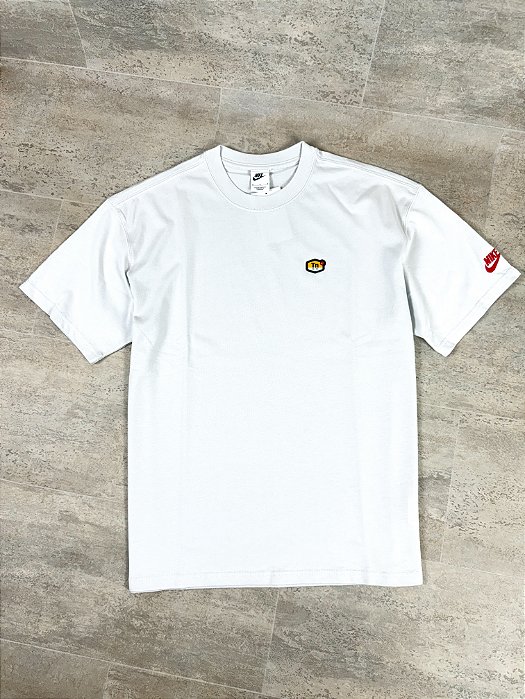 Camiseta Nike Tn Air Oversized Branca Gelo