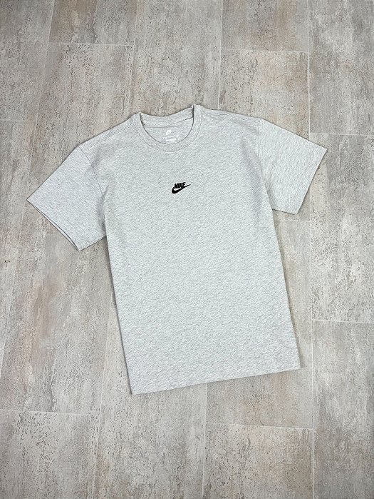 Camiseta Nike NSW Boxy DN5240