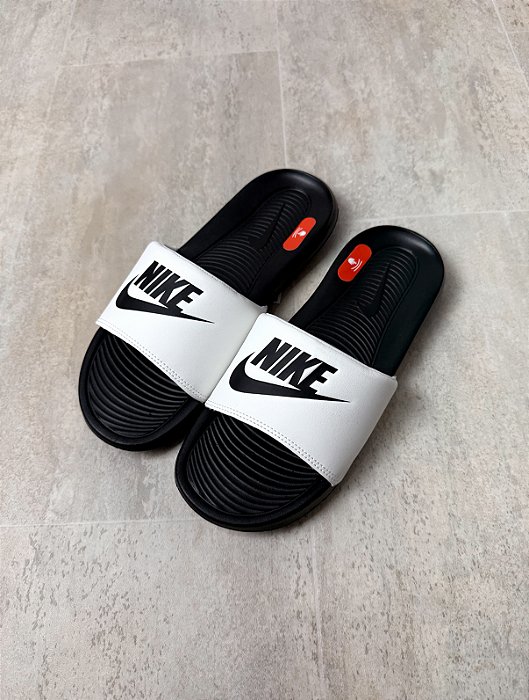 Chinelo Nike Victori One Branco