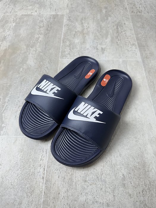 Chinelo Nike Victori One Azul Marinho