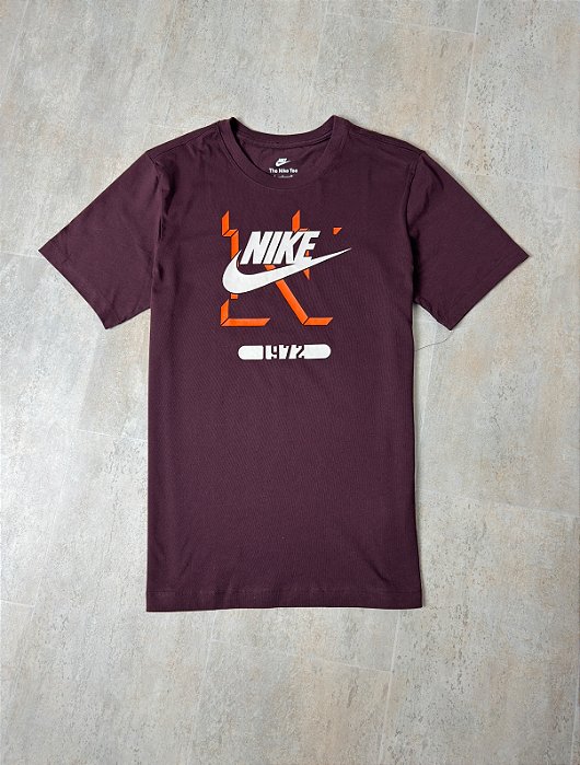 Camiseta Nike Sportswear Bordô