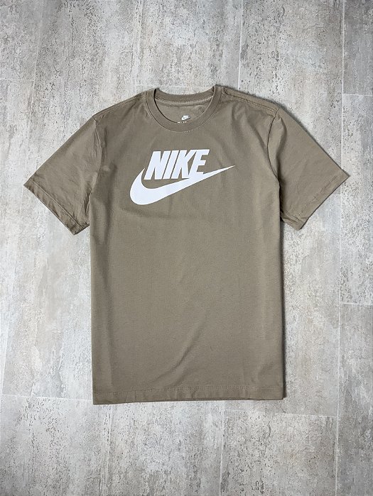 Camiseta Nike Sportswear Bege