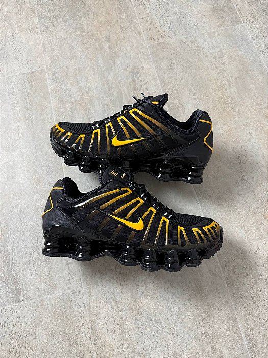 Tênis Nike Shox TL Black University Gold