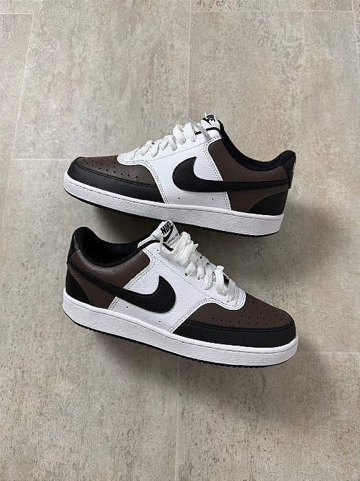 Tênis Nike Court VisIon Low Café