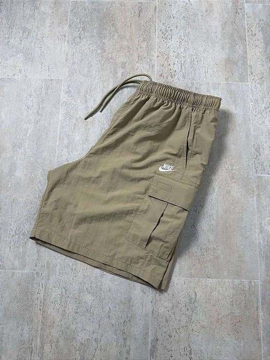 Shorts Nike Utility Club Impermeável