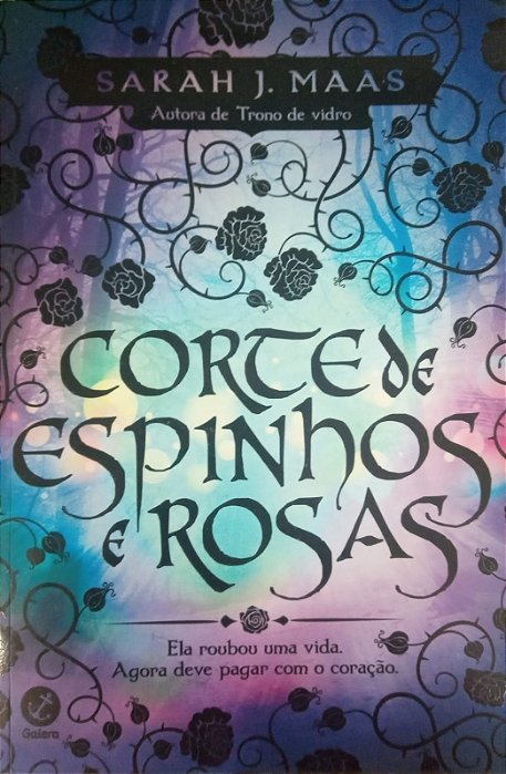 Corte de Espinhos e Rosas, de Sarha J. Maas