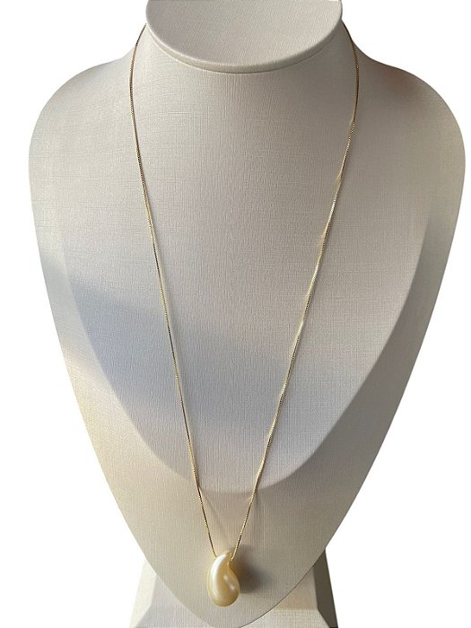 Colar Longo 60 cm Banho de Ouro com Pingente Gota Perolado