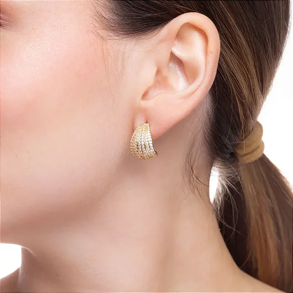 Brinco Meia Argola Fileiras Cravejadas Banho de Ouro 18K