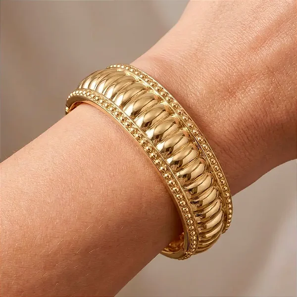 Pulseira Bracelete Croiaissant Liso Banho de Ouro 18K