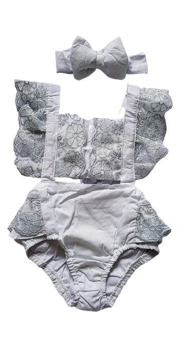 Romper Luxo Rendado Branco e Prata