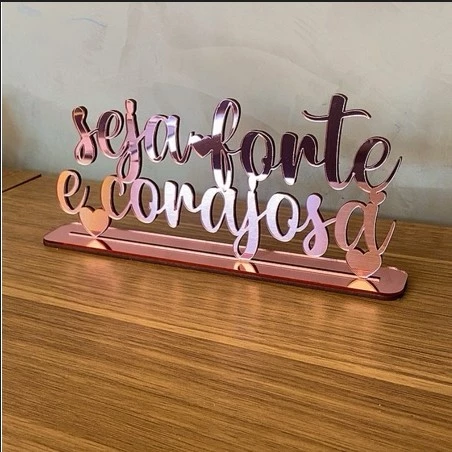 Frase Personalizada em Acrílico com Base em MDF – Ideal para Mesa, Bancada ou Estante