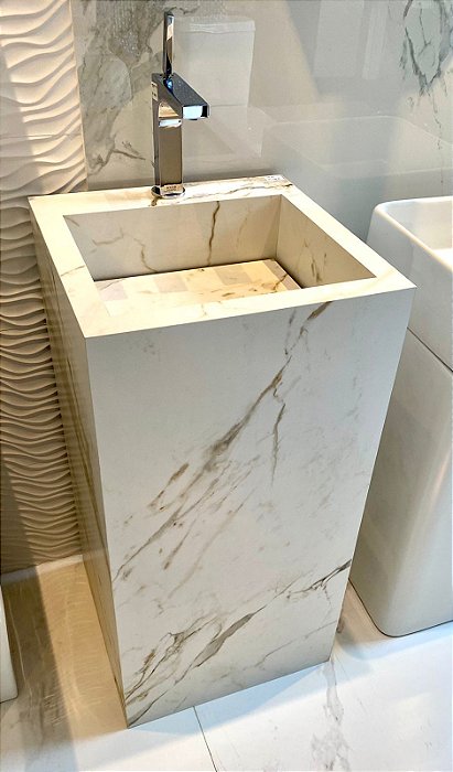 CUBA DE CHÃO EM PORCELANATO VALVULA OCULTA 90X45