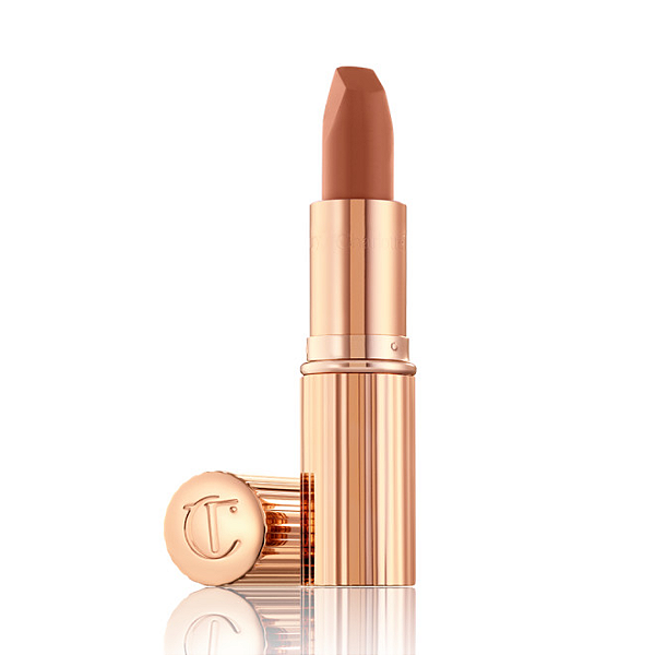 Batom Charlotte Tilbury Matte Revolution The Super Nudes | Cor: Catwalking
