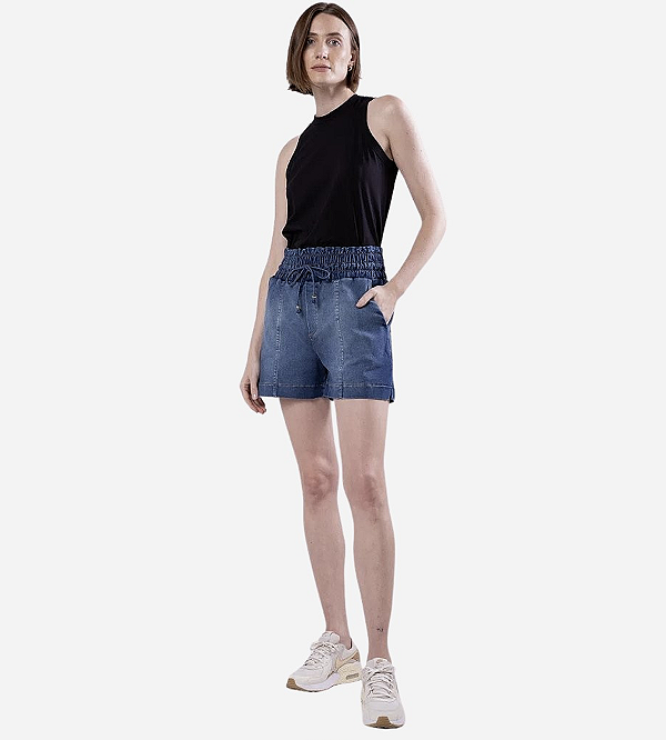 Bermuda Jeans de Malha Elástica na Cintura