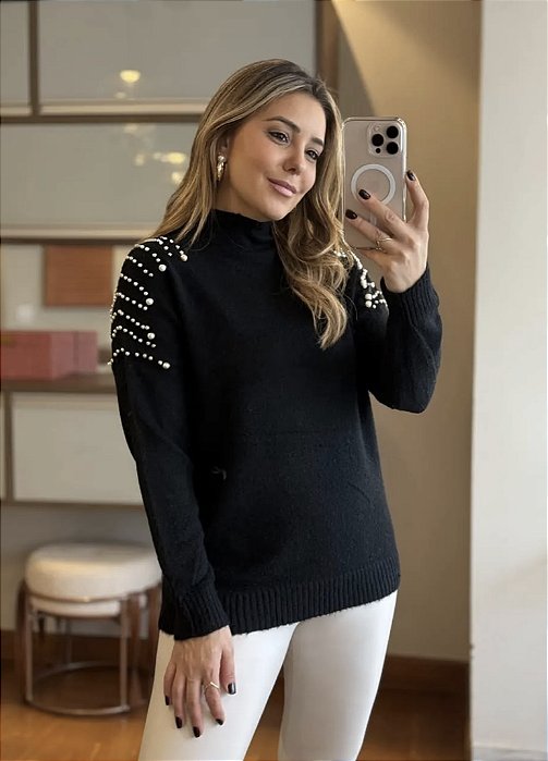Blusa com Pérolas nas mangas