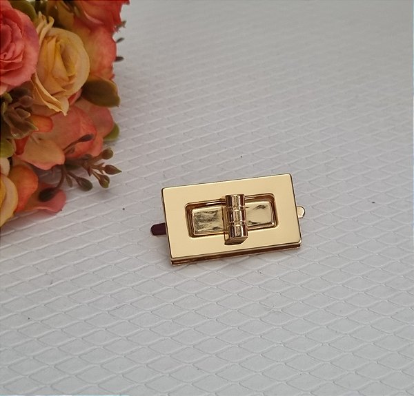 FECHO TIC TAC 2,3CM X 4,3CM UNIDADE