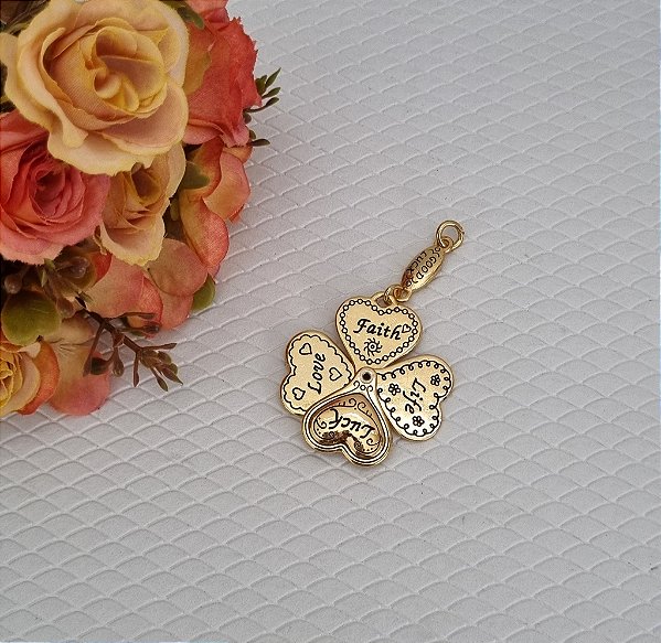CHAVEIRO ENFEITE DOURADO MODELO TREVO