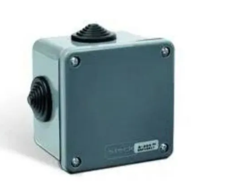STECK S305 – Caixa de Passagem 80x80x60mm Com Tampa Opaca com Embutes IP54 | Linha Ice