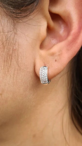 Argolas Prata 925 cravejada com Zircônias - 13mm - MB587-41184