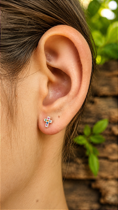 Brincos Crucifixo com Zircônias Coloridas - 5mm