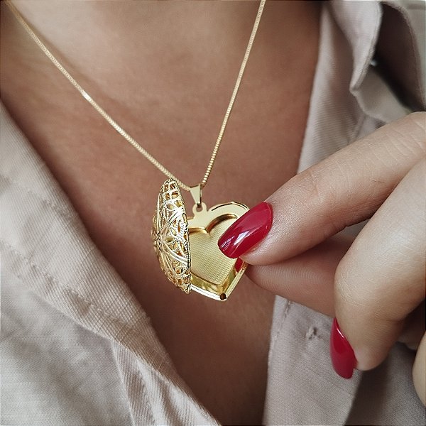 Gargantilha Relicário Com Coração Cravejado - Semijoia 18 k