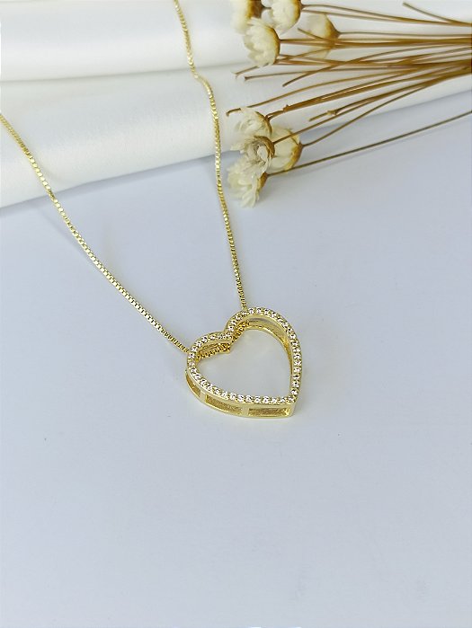 Gargantilha Coração Cravejado Vazado -Semijoia 18 k - 45cm -  MC609-15110