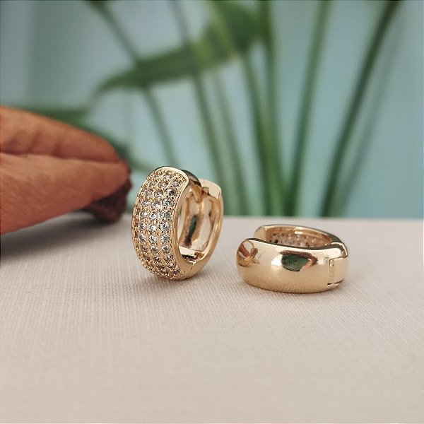Argola Cravejada 12 mm - Semijoia 18k - MB882-12110