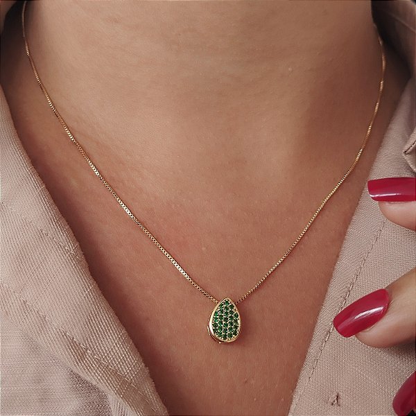 Gargantilha Gota Cravejada Pedra Verde Semijoia 18k - MG87-20220