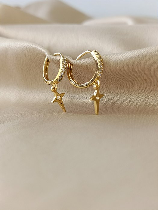 Argola Cravejada Com Estrela - Semijoia 18k - B102-496