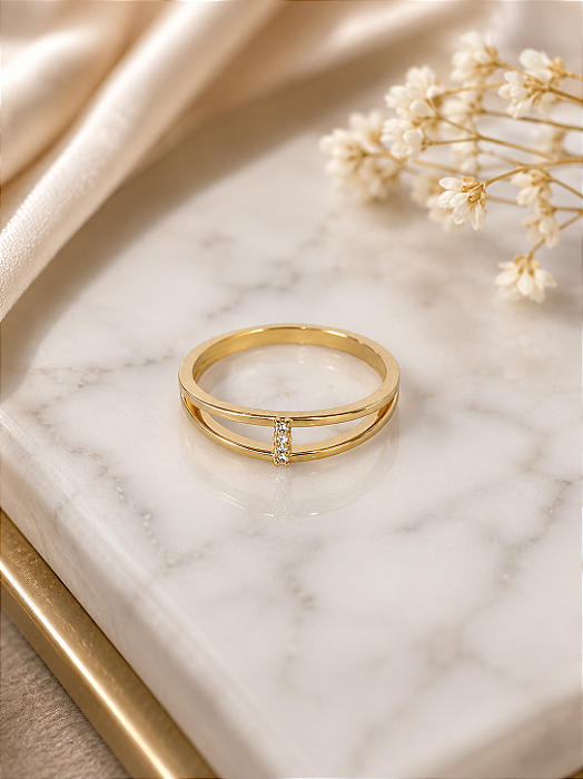 Anel Feminino com Pedrinhas - Semijoia 18k - MA397-12152
