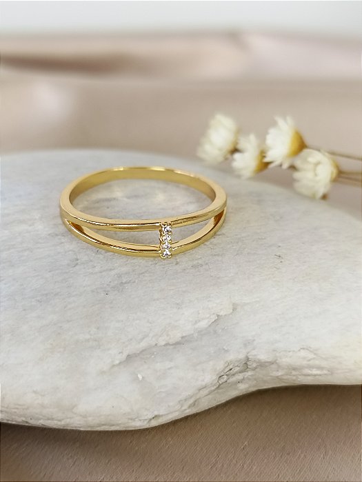 Anel Feminino com Pedrinhas - Semijoia 18k - MA397-12152