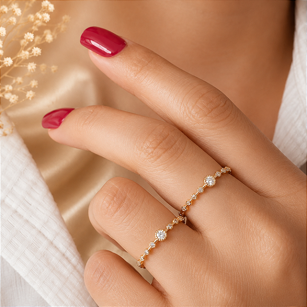 Anel Solitário Com Zircônias - Semijoia 18k - MA400-07140