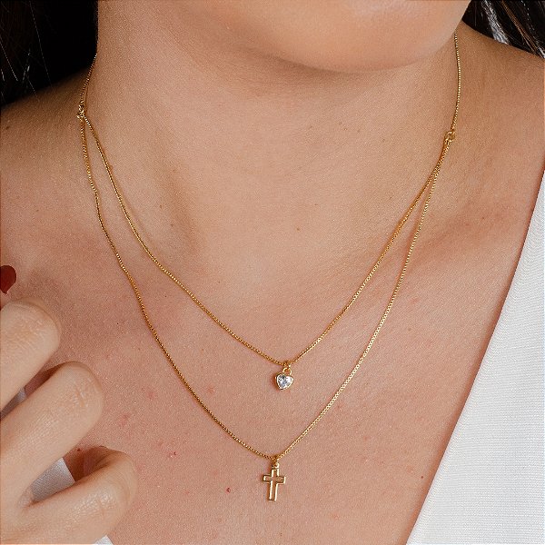 Gargantilha Dupla Coração Cravejado e Crucifixo - Semijoia 18k - Antialérgica