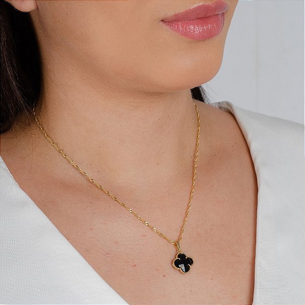 Gargantilha Singapura c/ Pingente Trevo Cor Preta - Semijoia 18k – Antialérgica