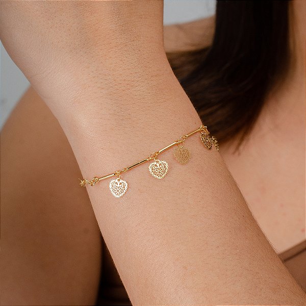 Pulseira Corações Vazados com Pingentes  -  Semijoias 18k  - P55-11140