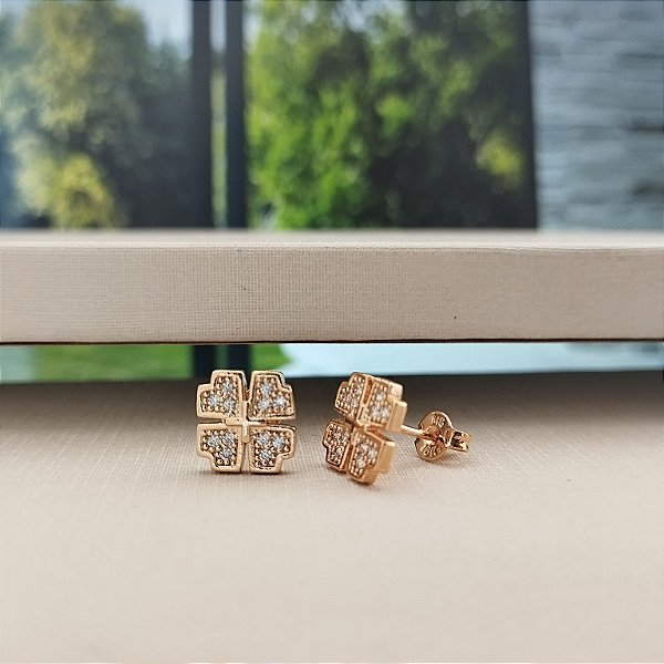 Brinco Trevo Com Zircônias - Semijoia 18k - B430-0684