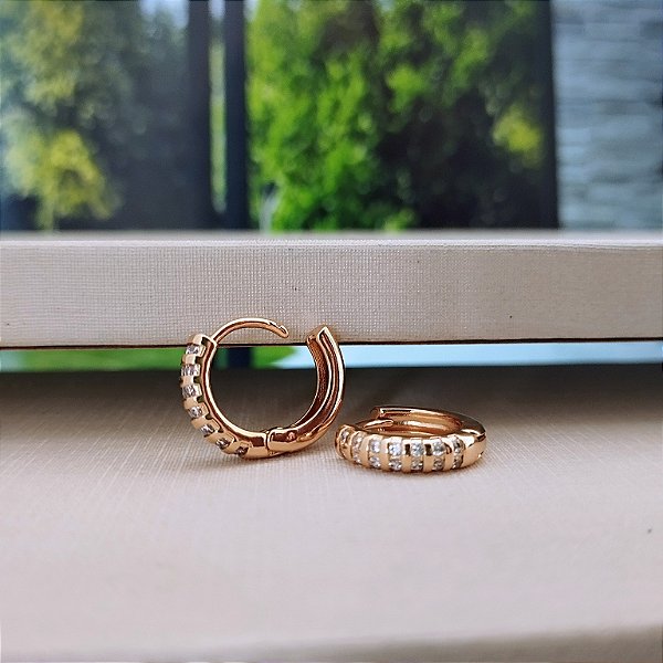 Argola Com Zircônias - 13mm - Semijoia 18k - B478-09116