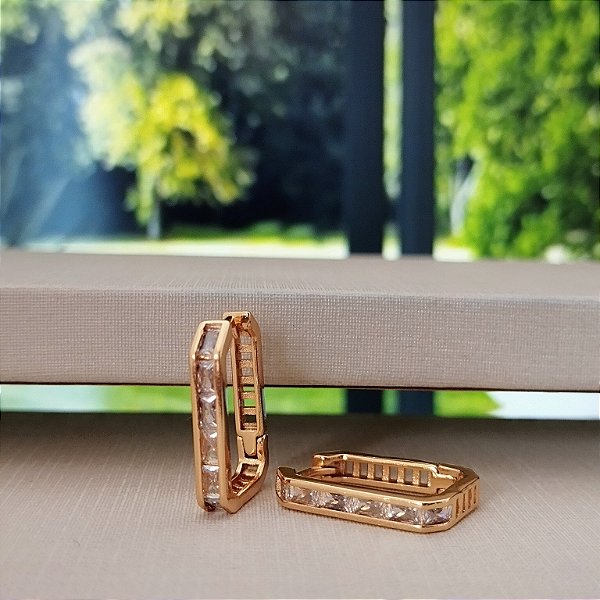 Argola Geométrica Cravejada - Semijoia 18k - B484-10136