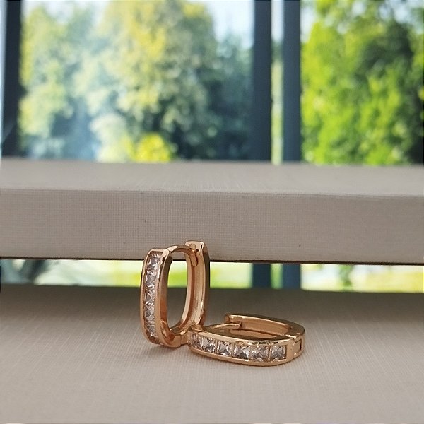 Argola Quadrada c/ Zircônias- Semijoia 18k -B510-0694