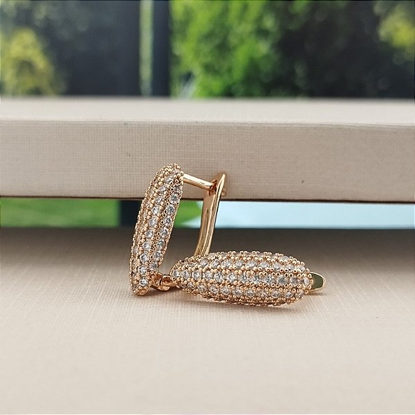 Argola Cravejada Com Zircônias - Semijoia 18k -B529-11130