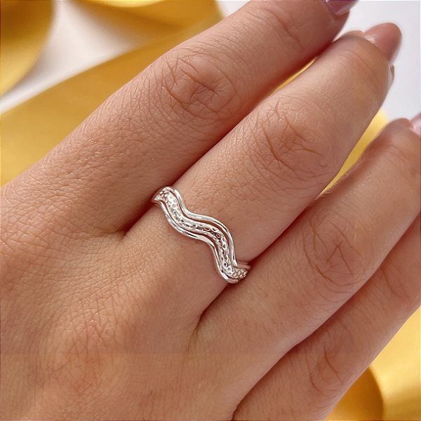 Anel Ondulado - Prata 925 - MA448-26156