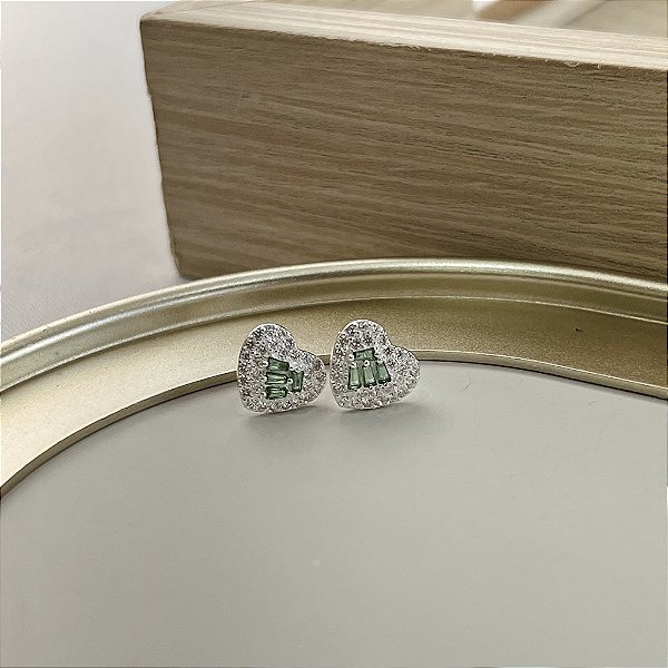 Brinco Coração Cravejado Com Zircônias Verde - Prata 925 - B584-32192