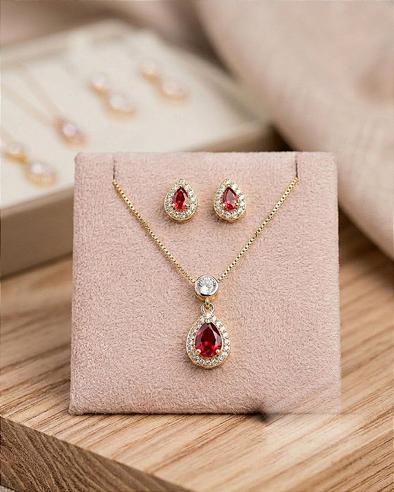 Conjunto Gota Cravejada - Semijoia 18k - MCJ137-X300