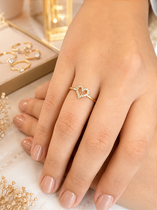 Anel Coração Cravejado - Semijoia 18k - MA562