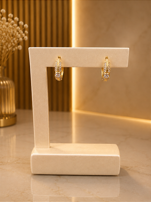 Argola Cravejada Com Zircônias - Semijoia 18k - B684