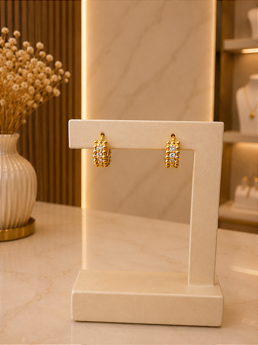 Argola Bolinha Com Zircônias - Semijoia 18k - B681