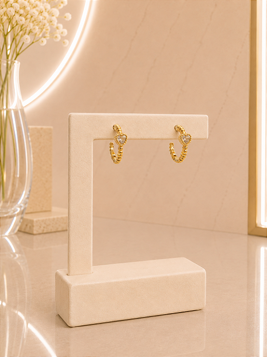 Argola Trabalhada Com Coração Zircônia - Semijoia 18k - B719