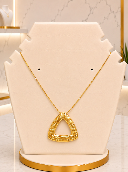 Gargantilha Triangular Vazada - Semijoia 18k - MG1014