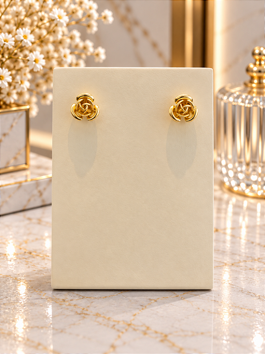 Brinco Flor- Semijoia 18k- B827