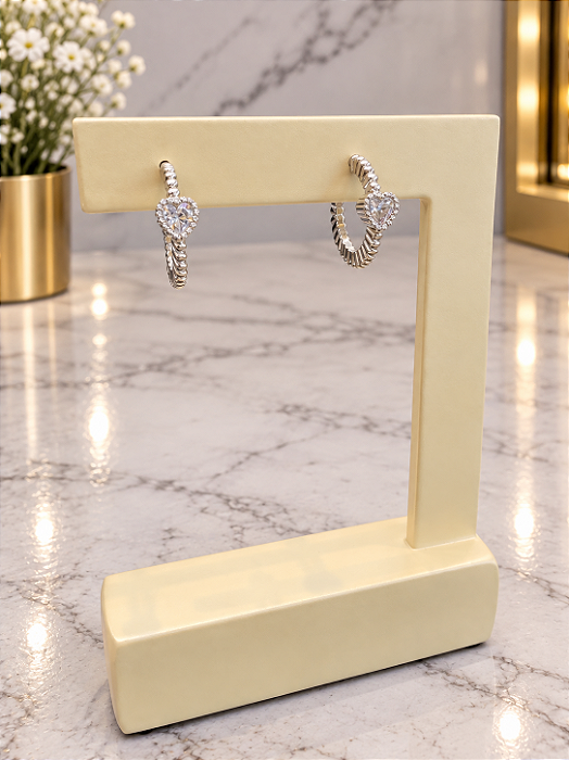 Argola Com Coracao- Semijoia Banho de Ródio- B895